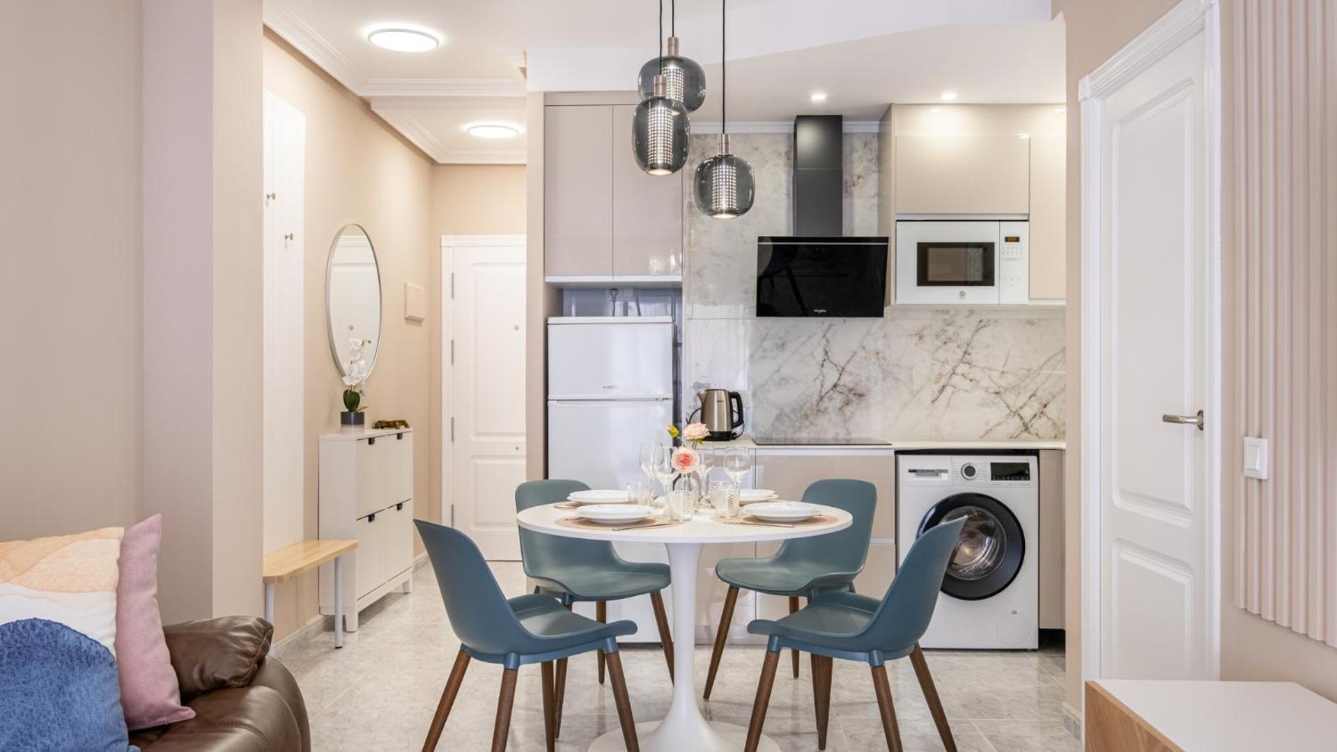 Apartamento Centrico Con Garaje تورّيفيِخا المظهر الخارجي الصورة